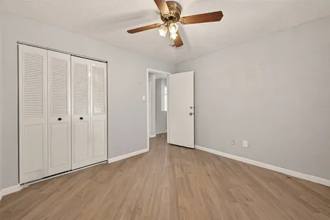 2239 Parkdale Drive Houston TX 77339