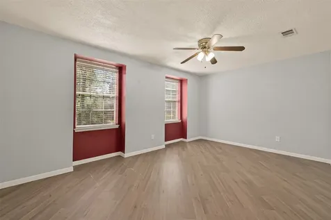 2239 Parkdale Drive Houston TX 77339