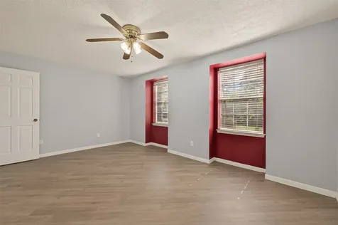 2239 Parkdale Drive Houston TX 77339