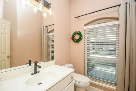 2710 Grants Lake Boulevard K4 Sugar Land TX 77479