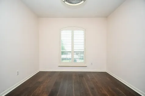 2710 Grants Lake Boulevard K4 Sugar Land TX 77479