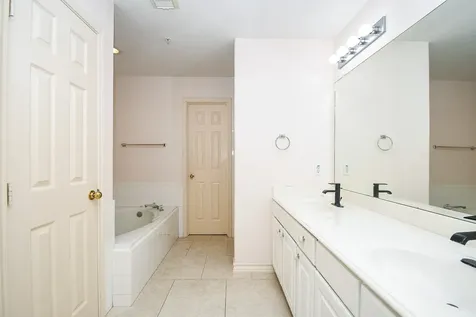 2710 Grants Lake Boulevard K4 Sugar Land TX 77479