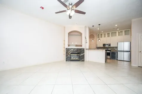 2710 Grants Lake Boulevard K4 Sugar Land TX 77479