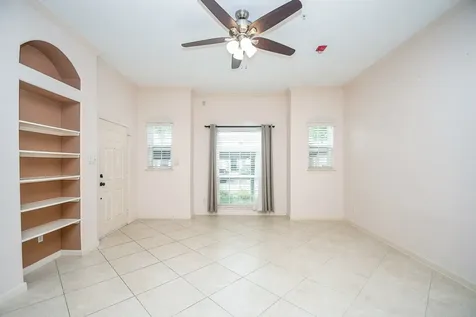 2710 Grants Lake Boulevard K4 Sugar Land TX 77479