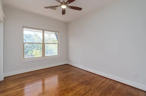 225 Knox Street Houston TX 77007