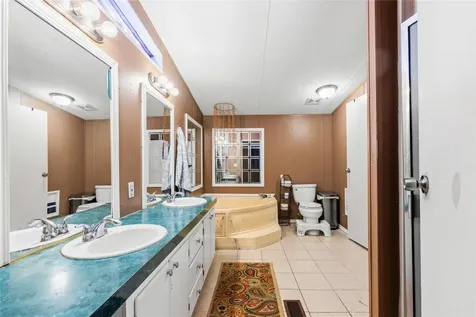 48 Nelwyn Drive Huntsville TX 77320