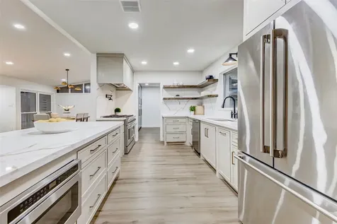 9219 Timberside Drive Houston TX 77025