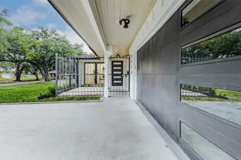 9219 Timberside Drive Houston TX 77025