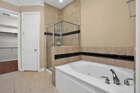 11638 Royal Oaks View Houston TX 77082