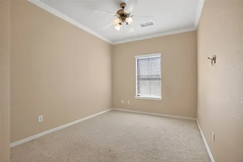 11638 Royal Oaks View Houston TX 77082
