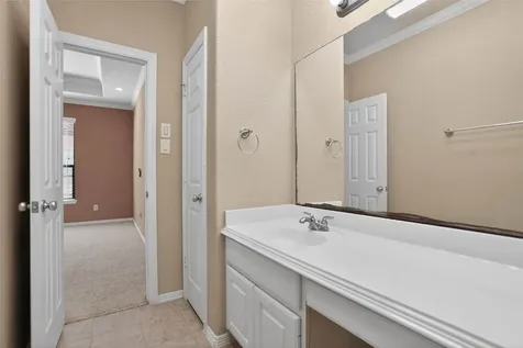 11638 Royal Oaks View Houston TX 77082