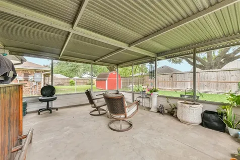 2313 E Clare Street Deer Park TX 77536