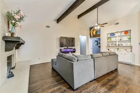 2313 E Clare Street Deer Park TX 77536
