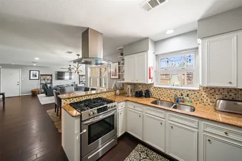 5818 Verdome Lane Houston TX 77092