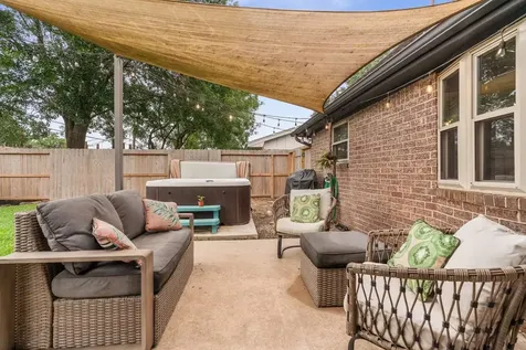 5818 Verdome Lane Houston TX 77092
