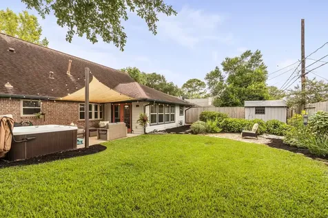 5818 Verdome Lane Houston TX 77092