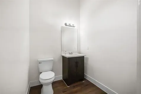 6413 N Ridgecrest Drive Hitchcock TX 77563