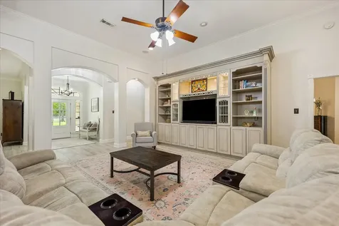 4803 County Road 197 Alvin TX 77511