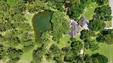 4803 County Road 197 Alvin TX 77511
