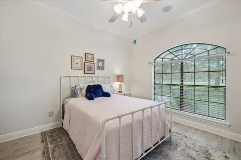 4803 County Road 197 Alvin TX 77511