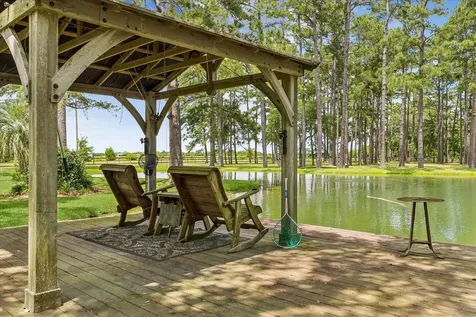 4803 County Road 197 Alvin TX 77511