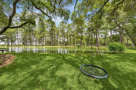 4803 County Road 197 Alvin TX 77511