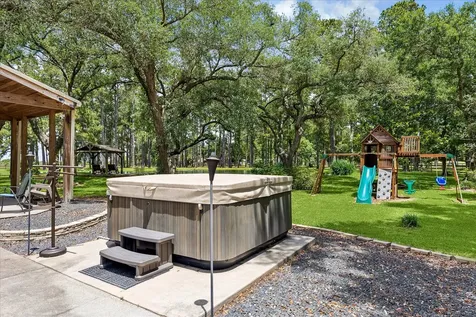 4803 County Road 197 Alvin TX 77511