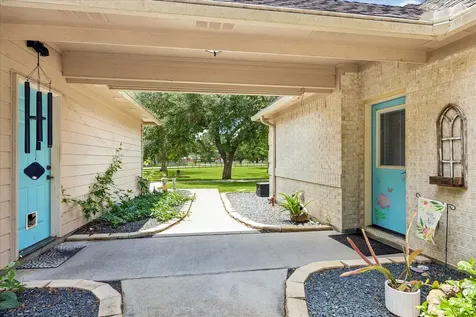 4803 County Road 197 Alvin TX 77511