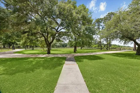 4803 County Road 197 Alvin TX 77511