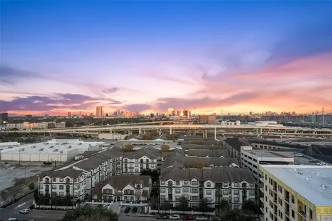 3350 Mccue Road 1401 Houston TX 77056
