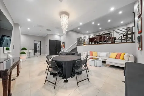 3350 Mccue Road 1401 Houston TX 77056