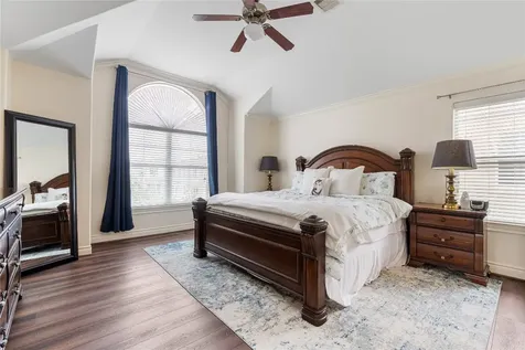 5733 Kansas Street Houston TX 77007
