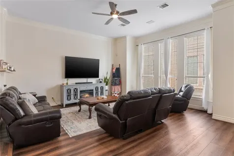 5733 Kansas Street Houston TX 77007