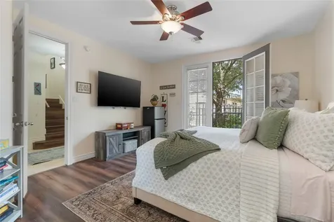 5733 Kansas Street Houston TX 77007