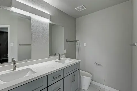 9466 Coast Bridge Street Houston TX 77075