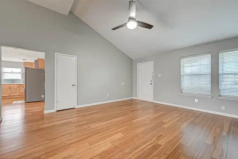 9466 Coast Bridge Street Houston TX 77075
