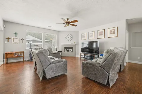 1123 Wiley Drive Magnolia TX 77354