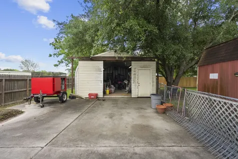 3731 Avenue G 1/2 Santa Fe TX 77510