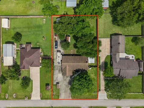 3731 Avenue G 1/2 Santa Fe TX 77510
