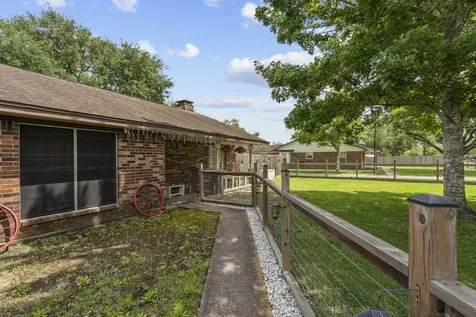 3731 Avenue G 1/2 Santa Fe TX 77510