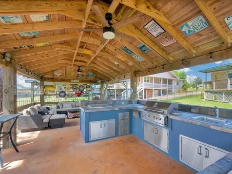 115 Harbor Addition Drive Livingston TX 77351