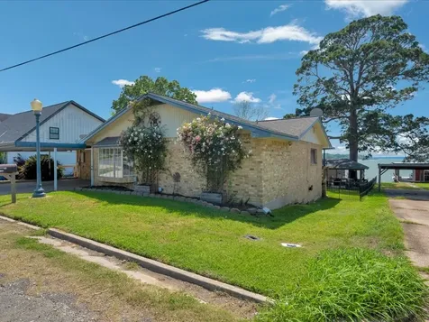 115 Harbor Addition Drive Livingston TX 77351