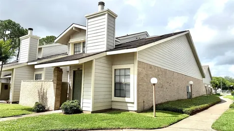11889 Bobwhite Drive 834 Houston TX 77035