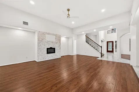 22303 Naple Hollow Lane Richmond TX 77469