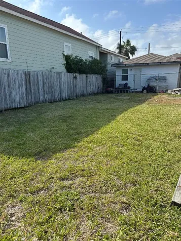 5306 Avenue L Galveston TX 77551
