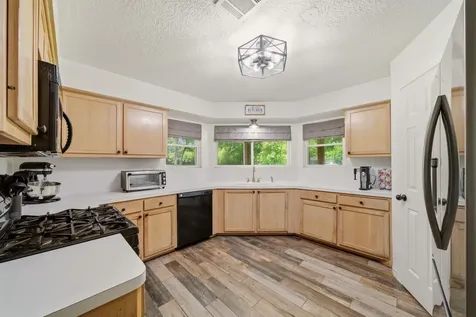 19819 Hampton Wood Drive Tomball TX 77377