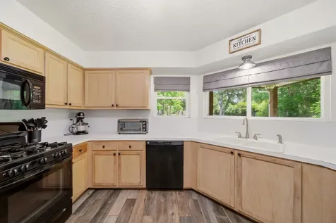 19819 Hampton Wood Drive Tomball TX 77377