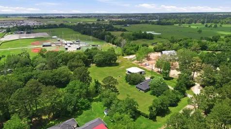 19819 Hampton Wood Drive Tomball TX 77377