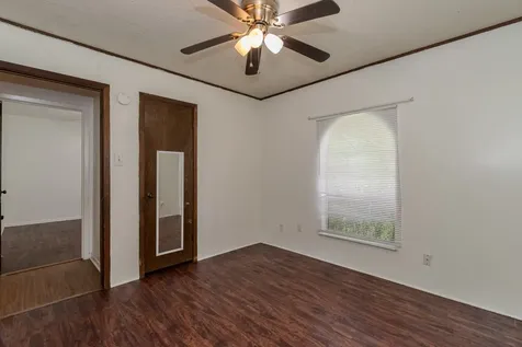 450 Norvell Street Beaumont TX 77707