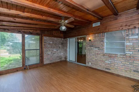 450 Norvell Street Beaumont TX 77707